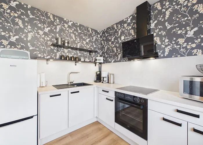 Gemuetliche Mit Balkon Und Ausblick Apartment *