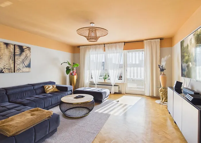 Gemuetliche Mit Balkon Und Ausblick Apartment *